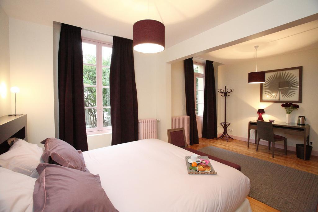 Couette-café Chambres D'hotes Pascaline Clermont-Ferrand